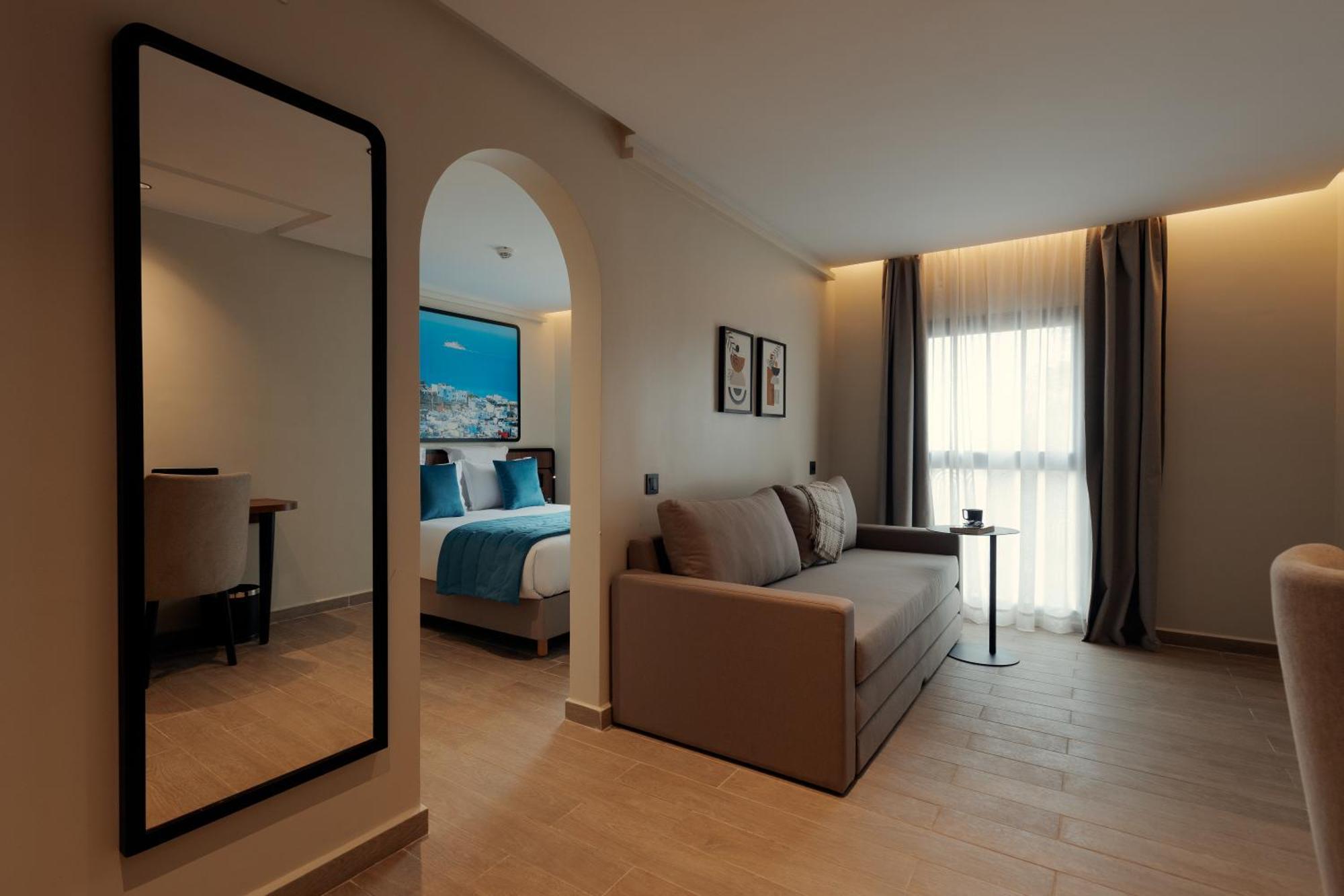 Mia Urban Hotel 3*